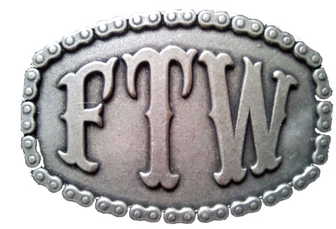 GÜRTELSCHNALLE aus Metall, versilbert „FTW“